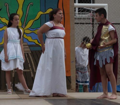 Iris-Alice, Afrodite-Marta e Paride-Andrea